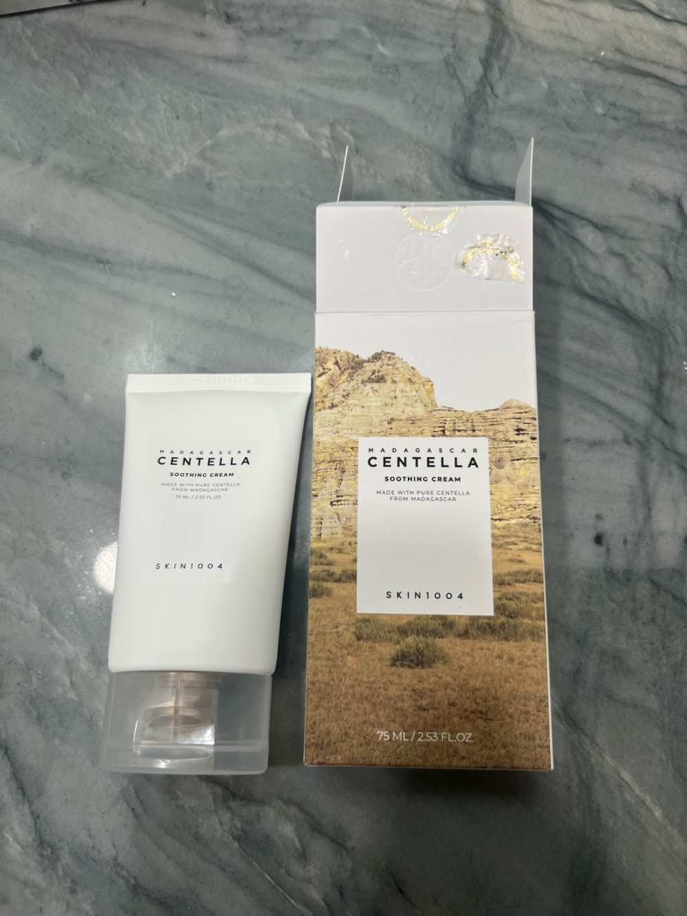 Madagascar Centella Soothing Cream - White